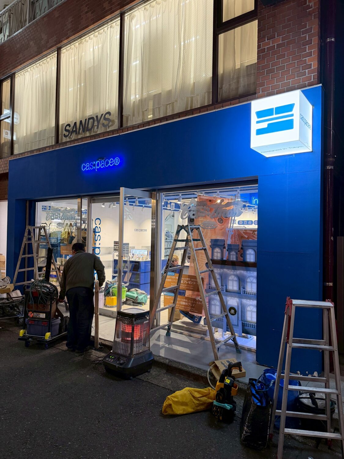 原宿 店舗 外装塗装 夜間施工 完成